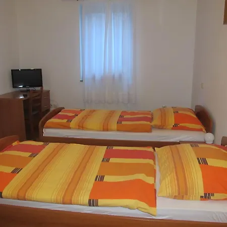 Tourist Farm Ljubica Villa Poljane nad Škofjo Loko Habitación foto