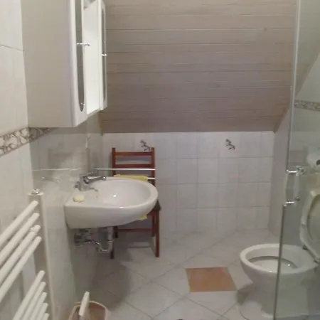 Tourist Farm Ljubica Villa Poljane nad Škofjo Loko Habitación foto